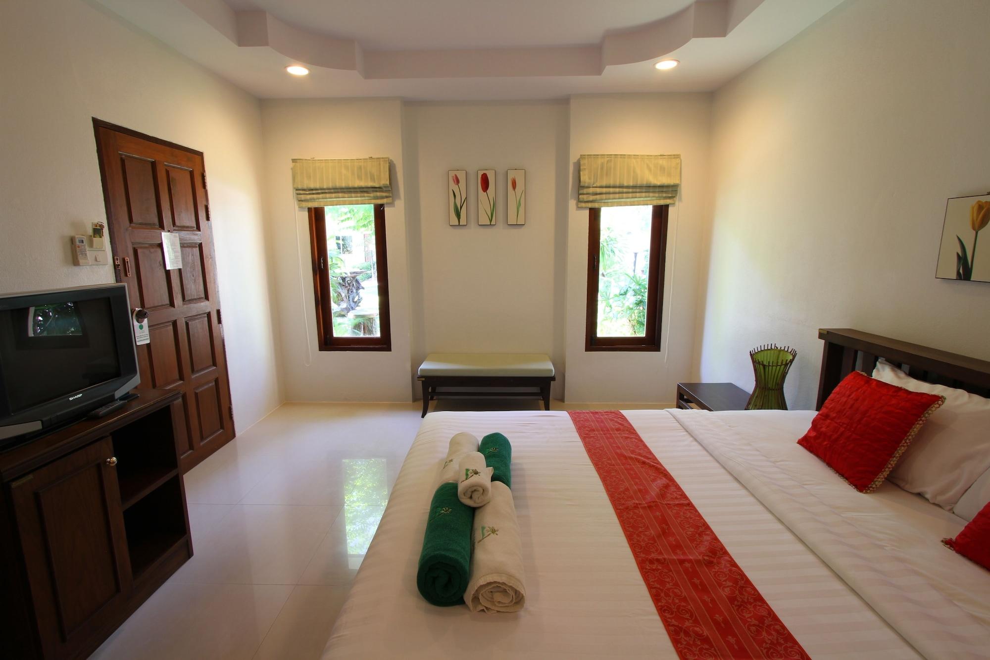 The Green Beach Resort Sam Roi Yot Exterior photo